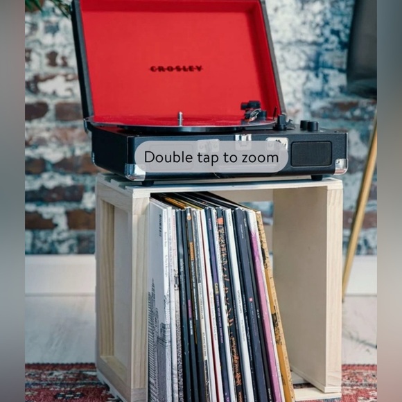 New Open Box Crosley Model:CR8005G-BK S/N:690751223 Travel TurnTable . - Picture 8 of 16